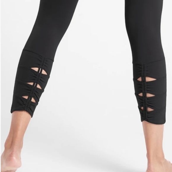 Athleta Salutation Stash Pocket II Cinch 7/8 Leggings XLT Black Yoga Pilates NWT - Picture 2 of 13